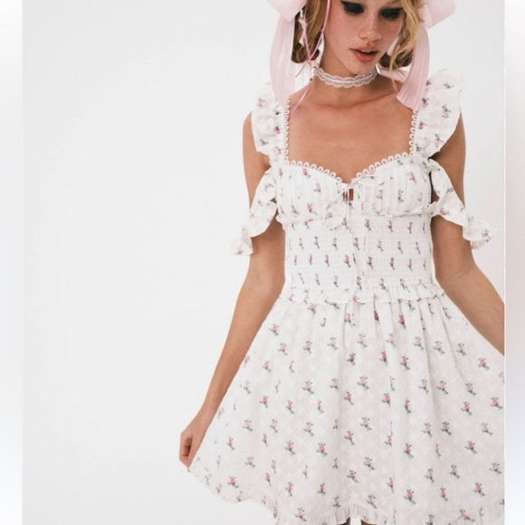 For Love And Lemons White With Delicate Pink Roses Smocked Mini Dress Sz XS - Picture 2 of 11